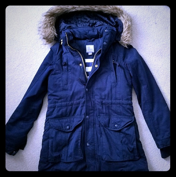 Beautiful Parka for women - Picture 1 of 5